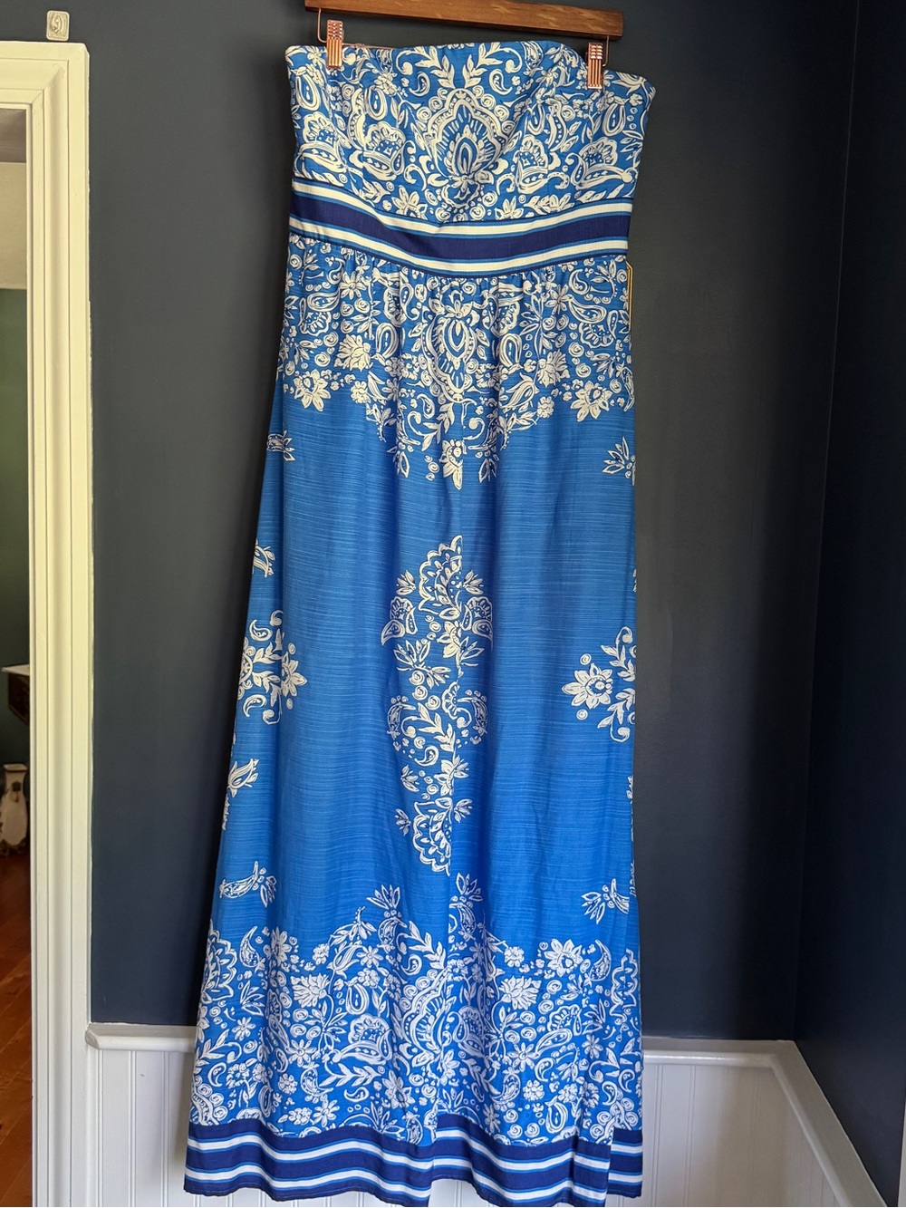 Vineyard Vines Blue and White Floral Strapless Maxi Skirt